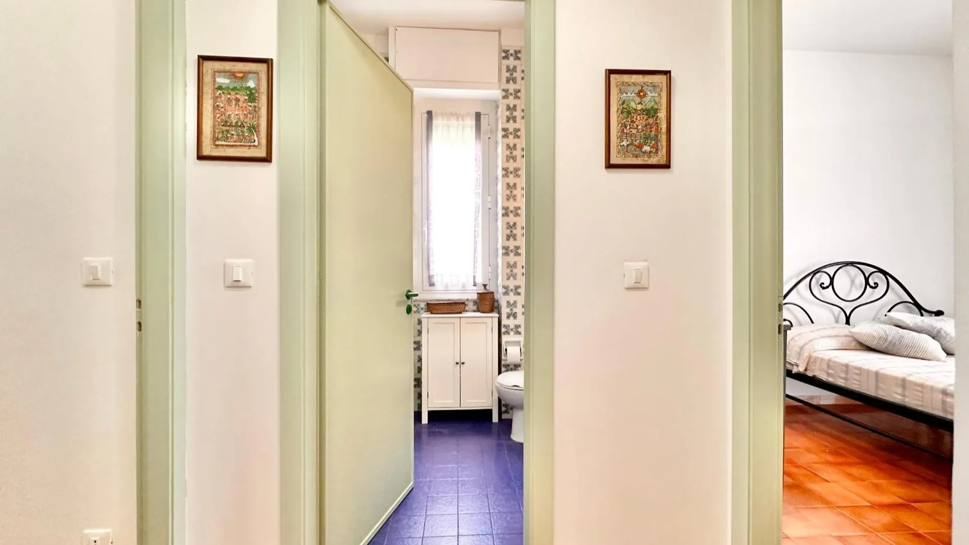 Apartment Hostdomus - Paradiso Suite Finale Ligure