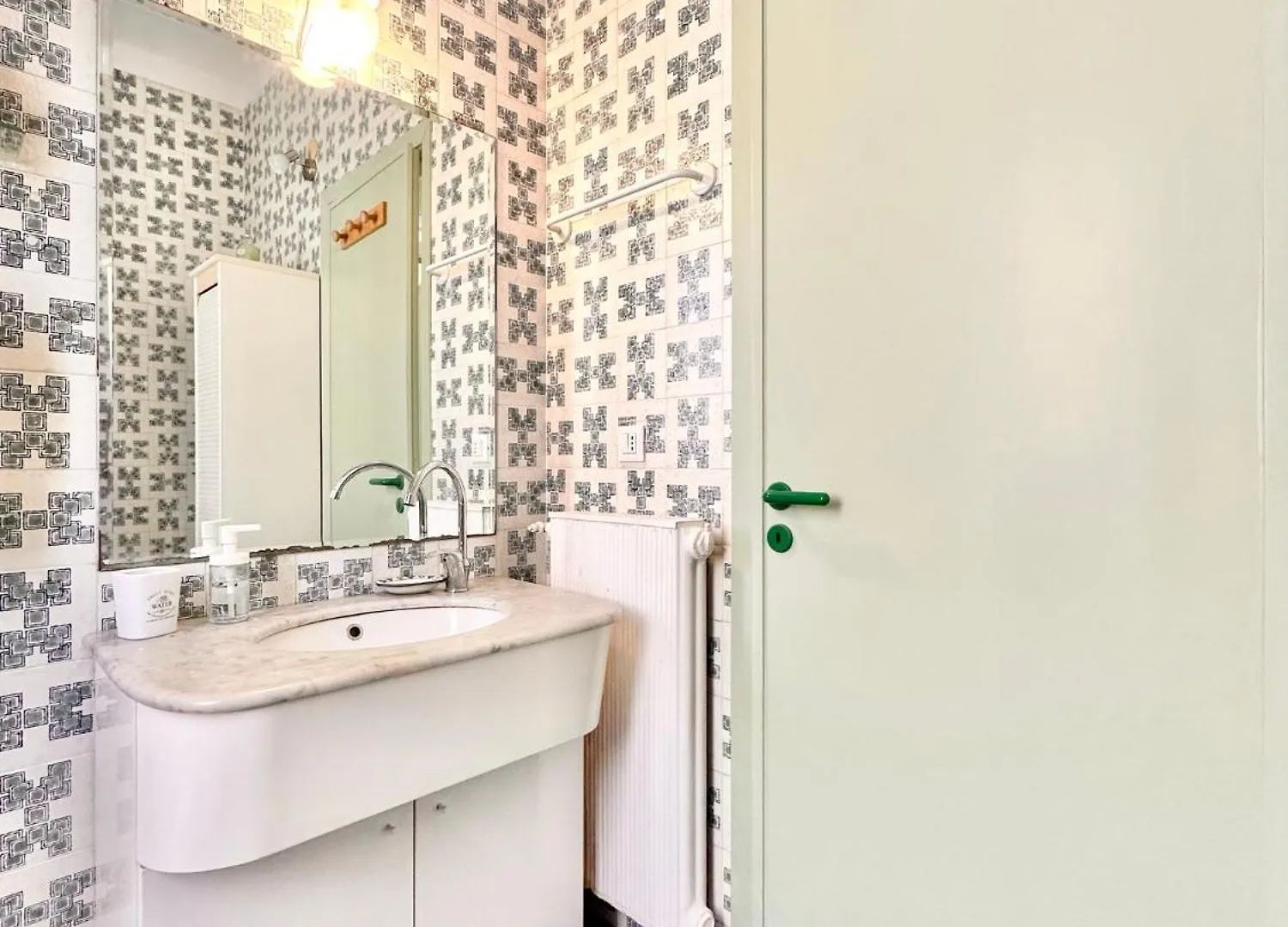 Apartment Hostdomus - Paradiso Suite Finale Ligure