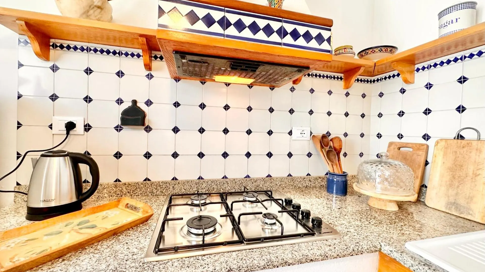 Apartment Hostdomus - Paradiso Suite Finale Ligure Italy
